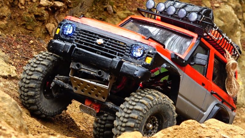 RC CRAWLER 🏁 Slow Crawl Video 1/10 Trail Group 4x4