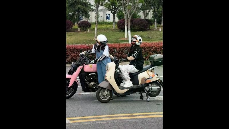 让你得瑟 迟早给你卸了 #摩托车