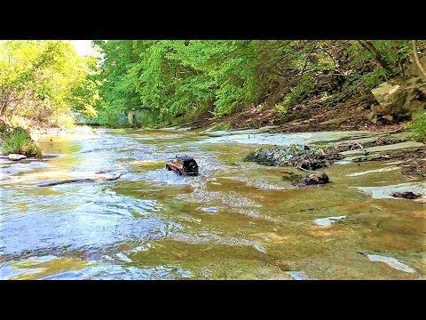 RC Car Traxxas TRX4 Ford Bronco Rock Trail Water Cross Bash