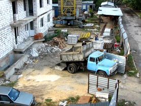 ЗИЛ-130 самосвал, выгрузка бетона