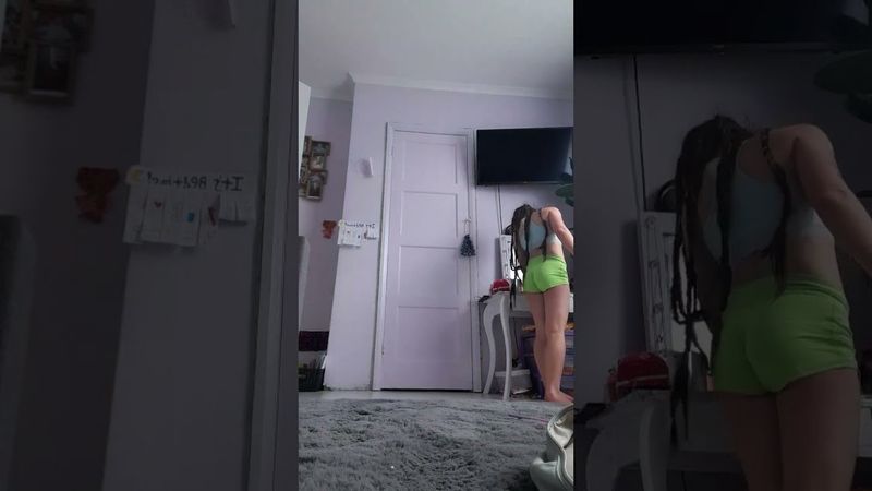 Morning routine vlog getting my schoolbag ready and showing my fidget toys. 