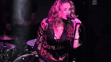 Dana Fuchs "How Did Things Get This Way" LIVE in Concert!