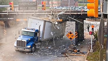 Moments Filmed Second Before Disaster | Incredible Moments #2