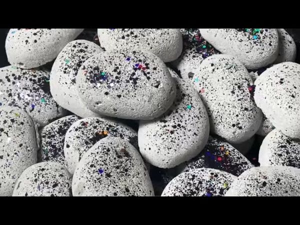 Gray Glittery Chalk Stones