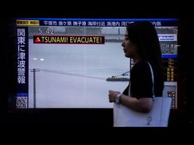 Watch the video: High waves hit Japan after Russia earthquake triggers tsunami