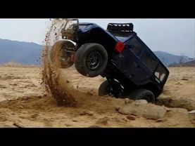 TRACTION HOBBY Founder Jeep Off-Road Bash