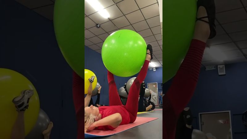 Пилатес с фитболом, 11 февраля 2024 г.  #pilates #bodymind #powerpilates #fitball