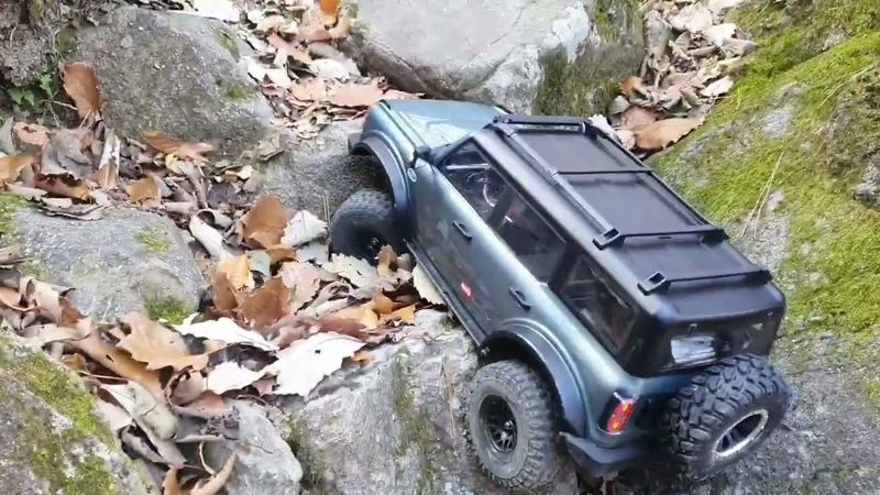 non-tuned yk4083  rock crawling