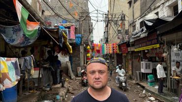 Здесь Нечем Дышать! Я Приехал на Самый Сильно Пахнущий рынок Индии!