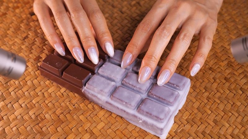 ASMR Satisfying Wax Covered Squishy Cracking (No Talking)