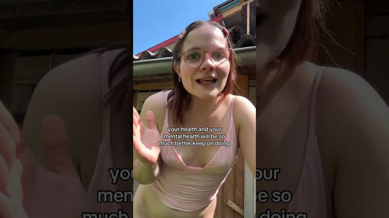 Good morning 🎀 #emmaclarke #youtubeshorts #morningwalk