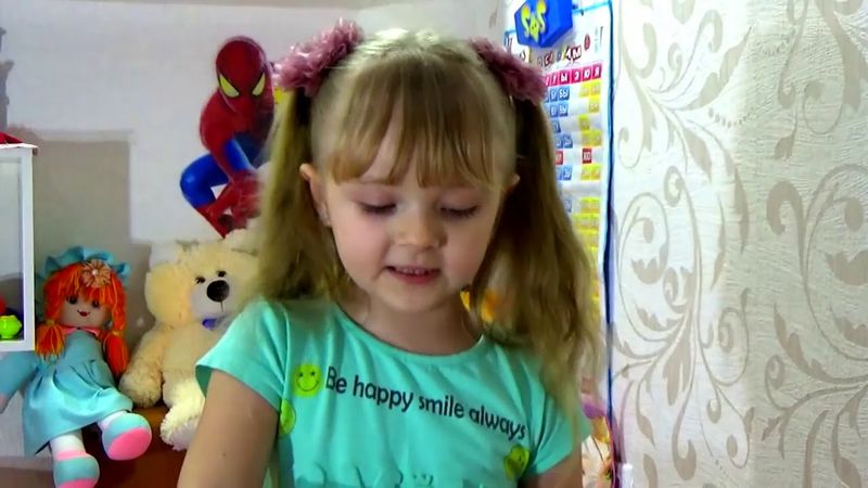 МЫ ВЕРНУЛИСЬ Маргарита КАК МАМА гладит вещи куклам Беби Бон