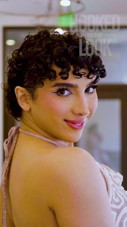 @Truly Show @hooked on look 