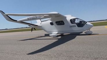 Электросамолёт с пассажирами впервые сел в аэропорту в Нью-Йорке