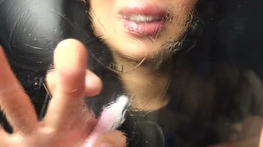 TRYING LIPGLOSS ON GLASS ASMR