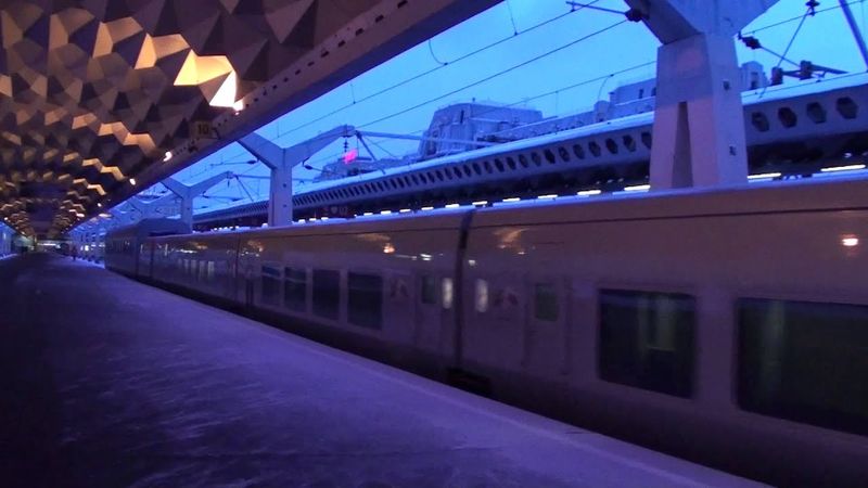 Электровоз ЧС200-004 и ЧС200-005 с вагонами "Невский Экспресс" и Talgo (старый ролик) RZD