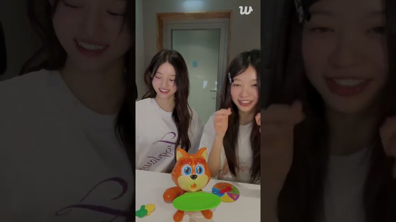 ILLIT Minju and Moka Weverse Live Today May 29 2025