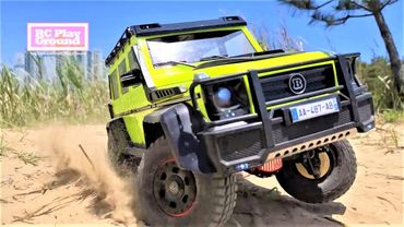 RC Car TRACTION HOBBY Brabus G550 Sand Beach Bash Action