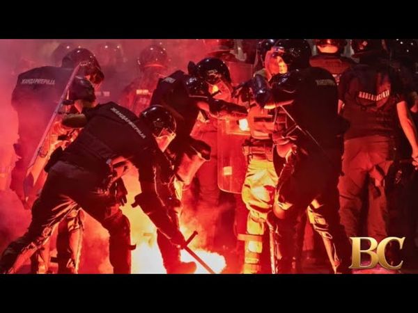 Serbian police arrest dozens in clashes with antigovernment protesters