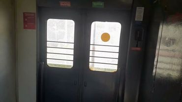 Тамбур электрички ЭД4м.