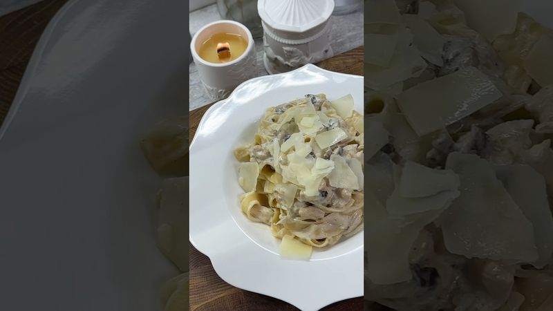 А у вас какой sos-рецепт? #рецепты #пастаскурицей #паставсливочномсоусе #быстрыйрецепт #быстрыйужин