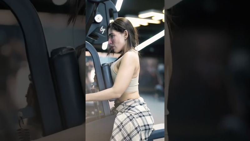 Beautiful Girl Intense Gym Workout 💪🔥 | Fitness Motivation #GymWorkout #gymlover