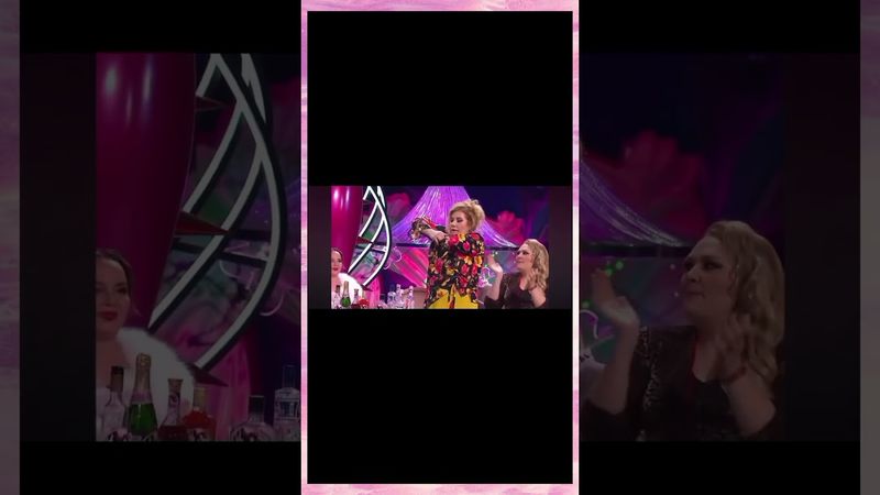 Танцы на свадьбе 4...🤣