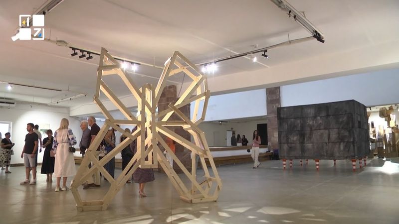 Мистецтво без меж: у Львові відкрили виставку «ОАЗА?»