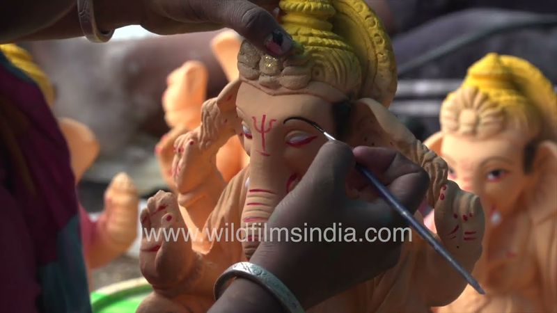 Bringing a Ganesh murti to life | Idol painting Before Ganesh Chaturthi