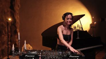 Qtee Rue - Melodic Techno | Afro House | DJ Mix 1