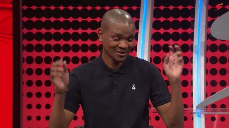 Bowlers v Batters? 👀 Who wins you trophies in a T20 competition? 🏏