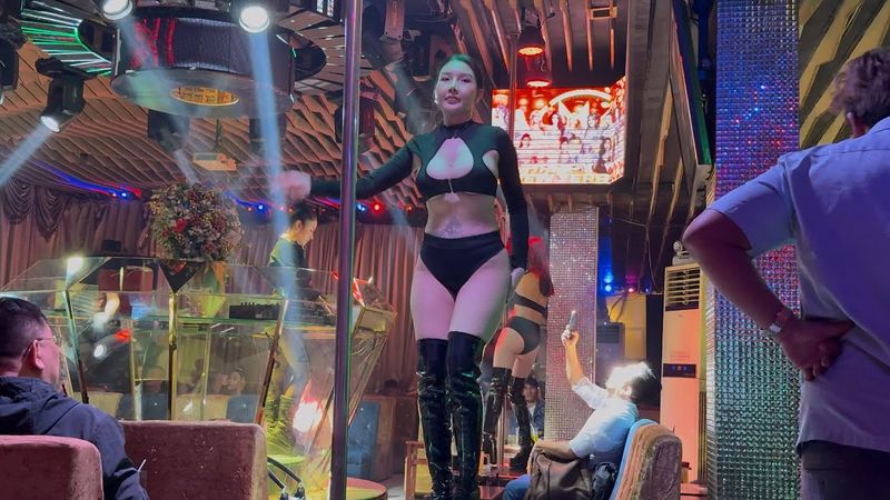 Quả Nhạc Cực Căng Cho Các Anh Trai Nhà Mình Thưởng Thức Thực Sự Quá Đã