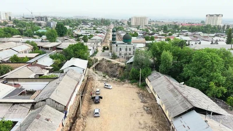 ✅️ Ош шаарындагы Волгоград көчөсүнүн “Фирдаус” мечитин башка жайга жылдыруу жүрүүдө