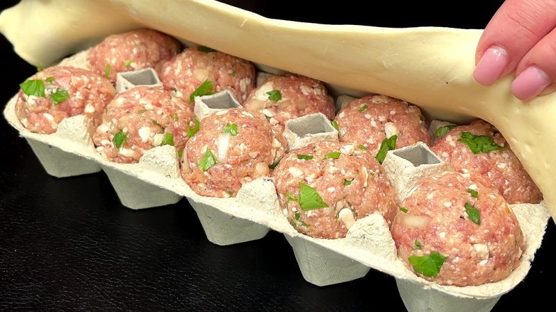 👍 My friend from Spain showed me this trick with minced meat. The best recipe in 10 minutes!