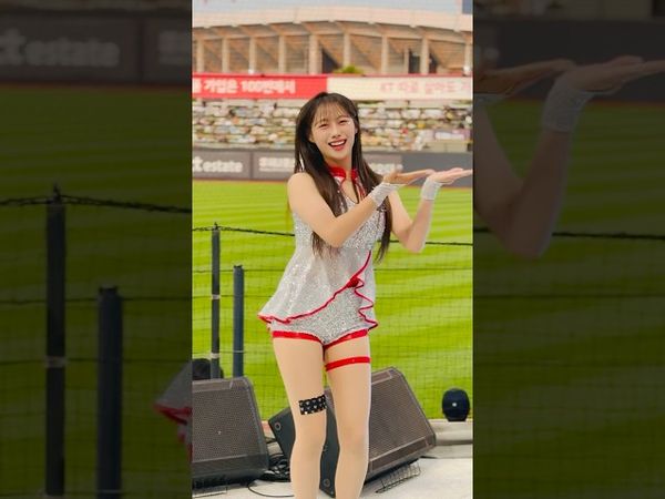 뜸들이다도 이렇게 열심히 하는 서윤님 #이서윤 #이서윤치어리더#ktwiz #kt위즈 #kt위즈치어리더