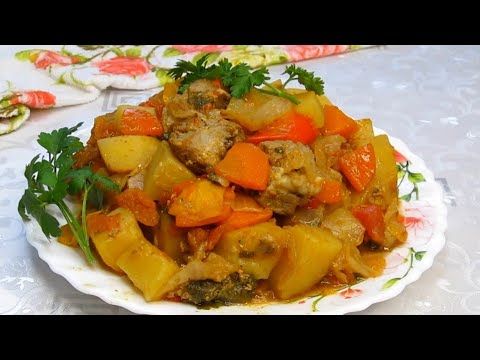 Это блюдо покорило многих. В собственном соку всё готовится, томится. Сытное овощное блюдо.