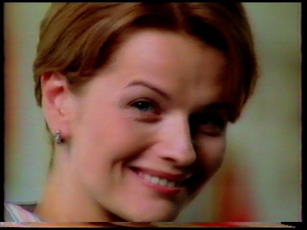 Рекламный блок Россия осень 2004 год - оцифрованная запись с VHS видеокассеты