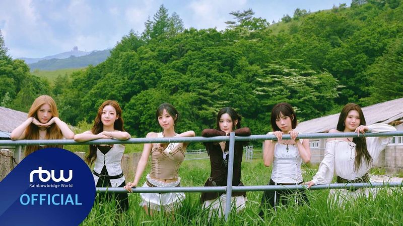 퍼플키스(PURPLE KISS) 'DOREMI' MV