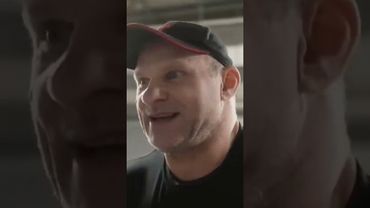 Дмитрий Голубочкин страшно и ужасно качаться #какнакачаться #bodybuilding #gym #стараяшкола