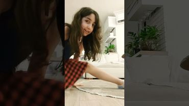 I'm in gymnast I can do splits 😍😇