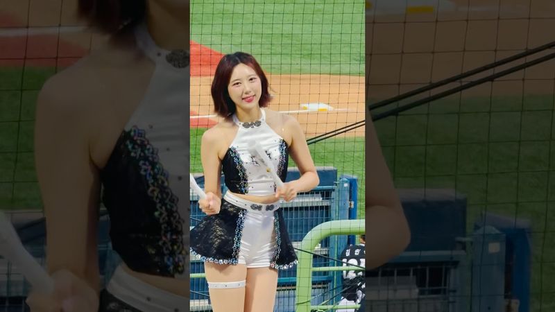 아이아이야 권동진 응원가 #이금주 #이금주치어리더#ktwiz #kt위즈 #kt위즈치어리더