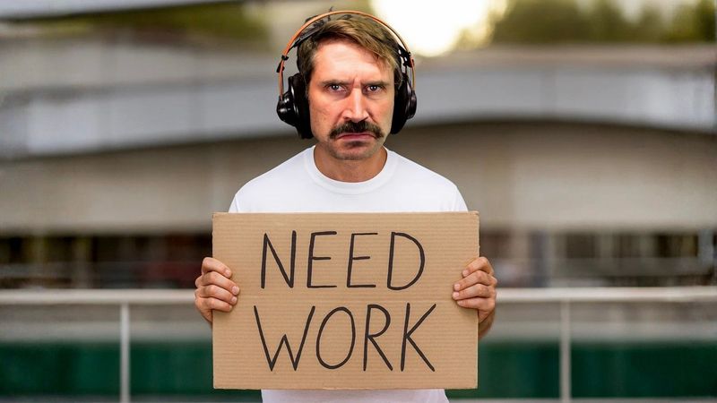 1 рік, без роботи