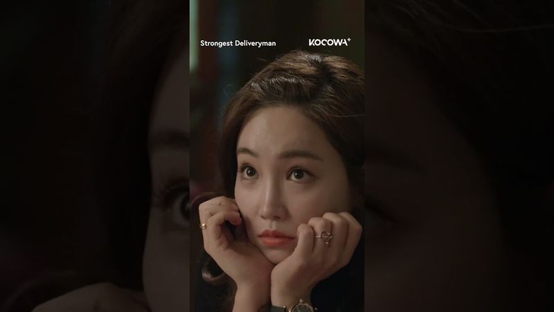 #ChaeSooBin tries to claim her man 🫢 #kokyungpyo #strongestdeliveryman #kdrama #kdramalovers #kocowa