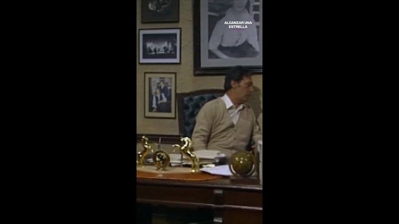 Eduardo pide a su padre que apruebe su relación con Deborah #AlcanzarUnaEstrella