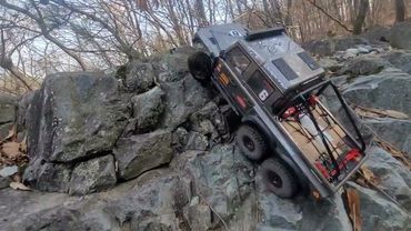 yk6101 defender 6×6 mountain crawling