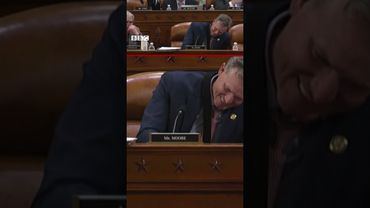 З кожним може статися... Американський конгресмен заснув прямісінько під час засідання #shorts #США