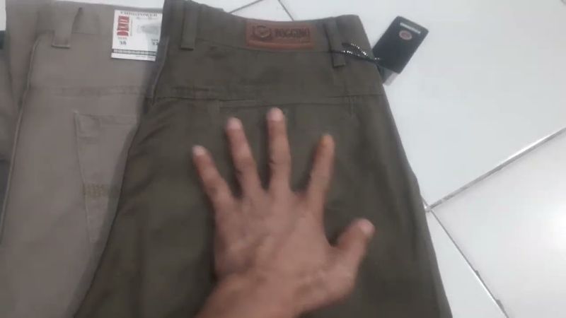 Celana kanvas basic berbagai merk
