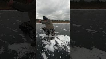 Небольшая щучка  #рыбалка #youtubeshorts