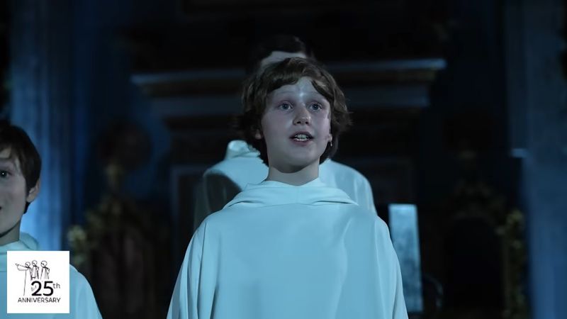 Libera - God Rest You Merry Gentlemen - Live