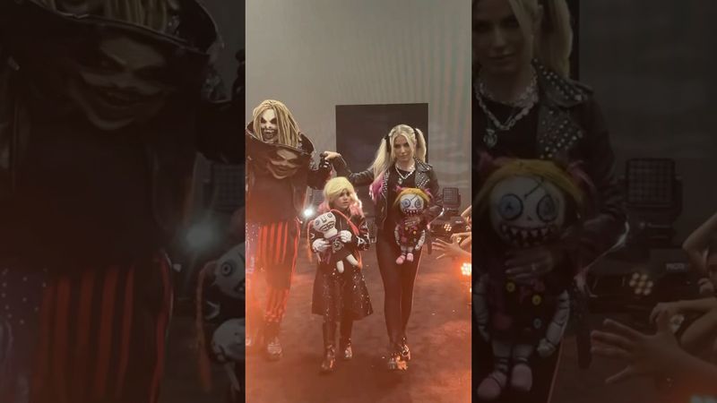 Alexa Bliss is here making memories at #FanaticsFest 🥹